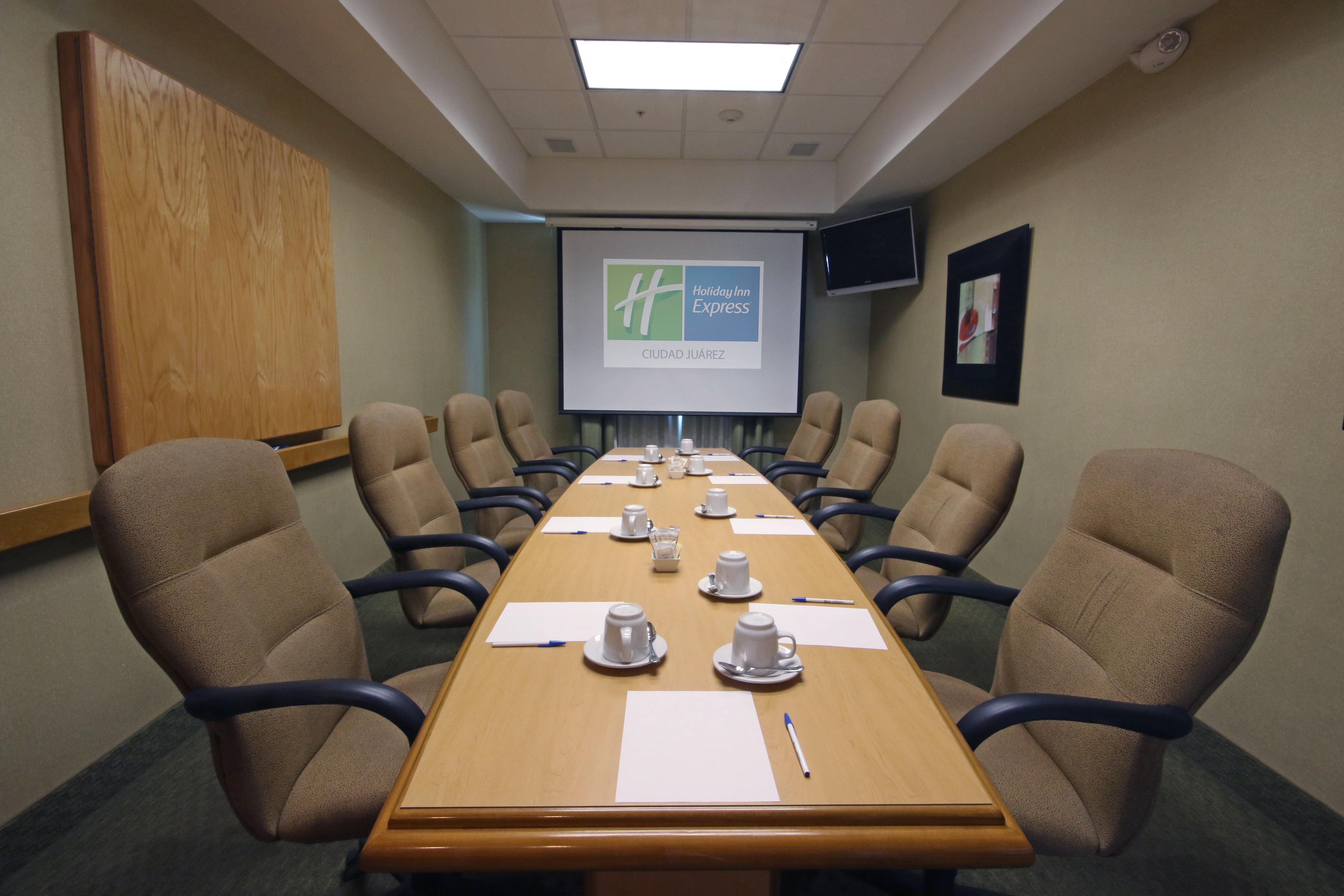 Holiday Inn Express Hotel & Suites Cd. Juarez - Las Misiones By Ihg מראה חיצוני תמונה