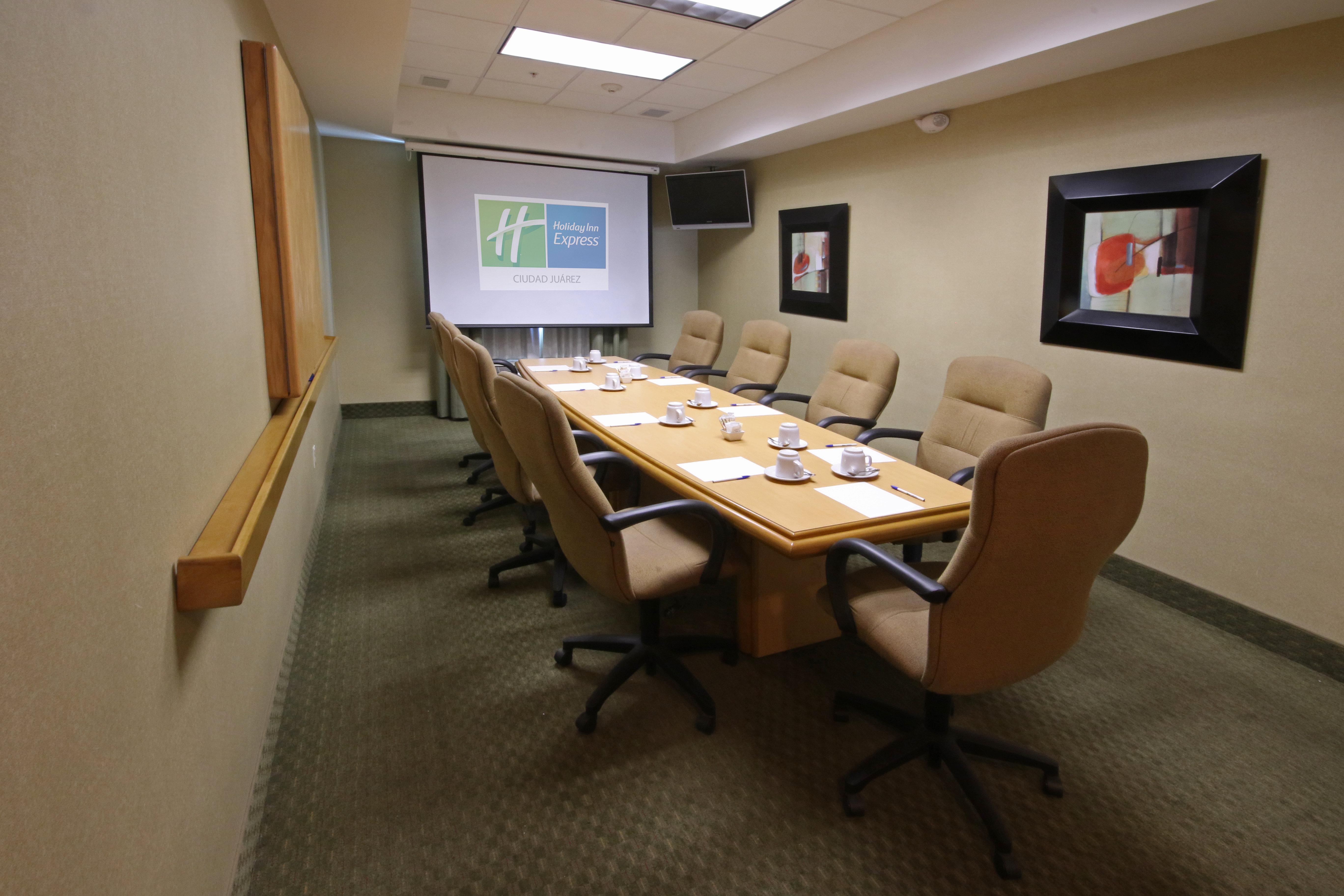 Holiday Inn Express Hotel & Suites Cd. Juarez - Las Misiones By Ihg מראה חיצוני תמונה