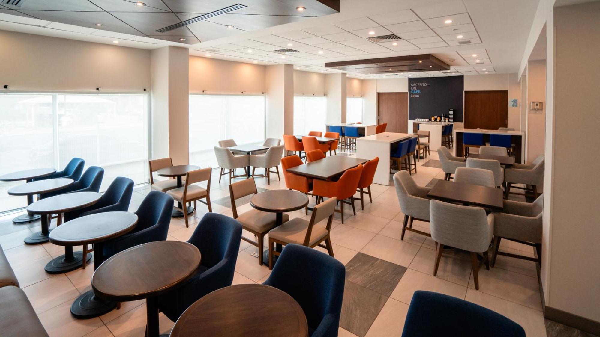 Holiday Inn Express Hotel & Suites Cd. Juarez - Las Misiones By Ihg מראה חיצוני תמונה